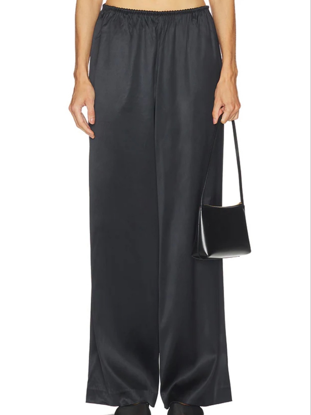 SKIMS Heavyweight Satin Wide Leg Pants in size Medium
